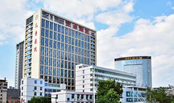 福州6岁男孩做包皮手术出院十天后死亡，当地卫健委已介入