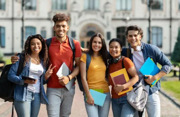 女子起诉父母不出钱给自己出国留学