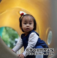 7ix45_出生6天宝宝被月嫂摔成颅骨骨折，新生婴儿需要找月嫂吗？