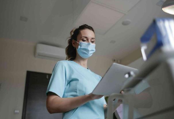 西北妇幼做试管婴儿成功率高不高？一次试管多少钱