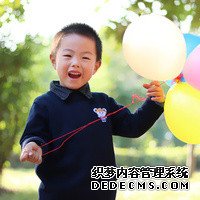 孕早期白带增多无出血，偶尔肚子胀是正常的吗？_92e34