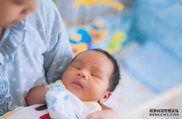 女人膝盖疼痛警惕四种病，现在知晓还来得及