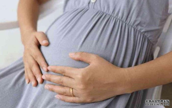 ?？诖∧信??？谑怨苡ざ延茫?‘男胎儿小鸡b超正面图’