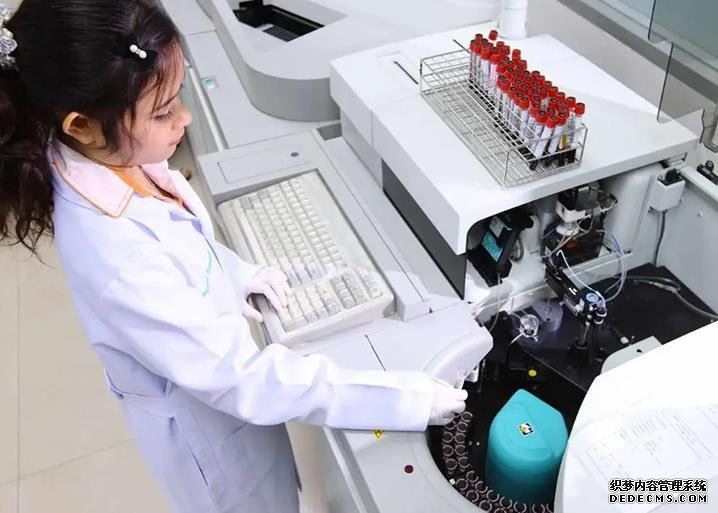 45岁结扎二十年了还能生孩子吗？