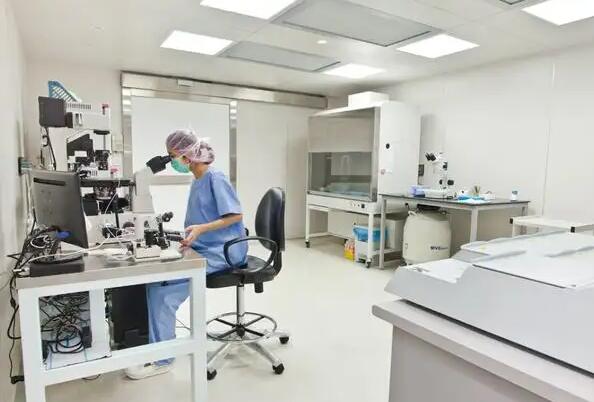 想要怀孕成功率高，35岁试管婴儿移植几个胚胎更好？