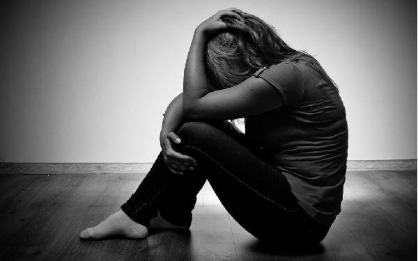 怀孕试纸图片一深一浅是怀孕吗？,孕妇怀男孩晨尿图片