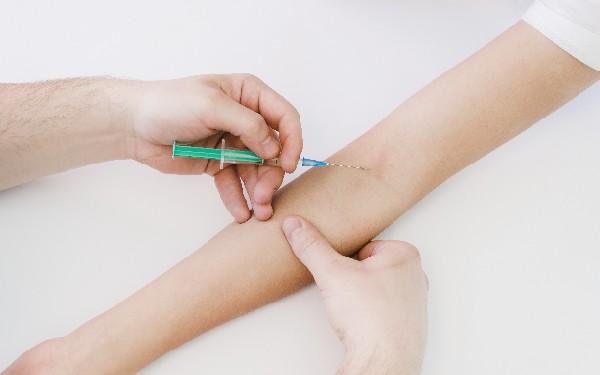 烟台毓璜顶医院供精试管婴儿多少钱？试管婴儿价格贵