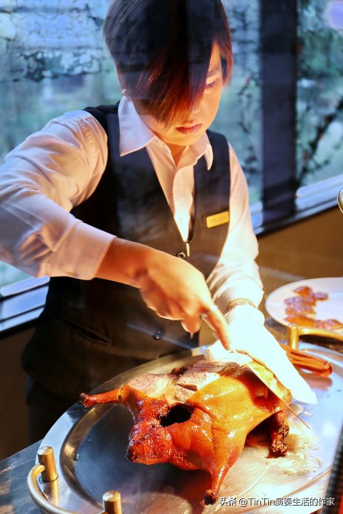 广西11岁女孩脑死亡，父母伟大抉择：让她以另一种方式继续生命【930新闻视线】