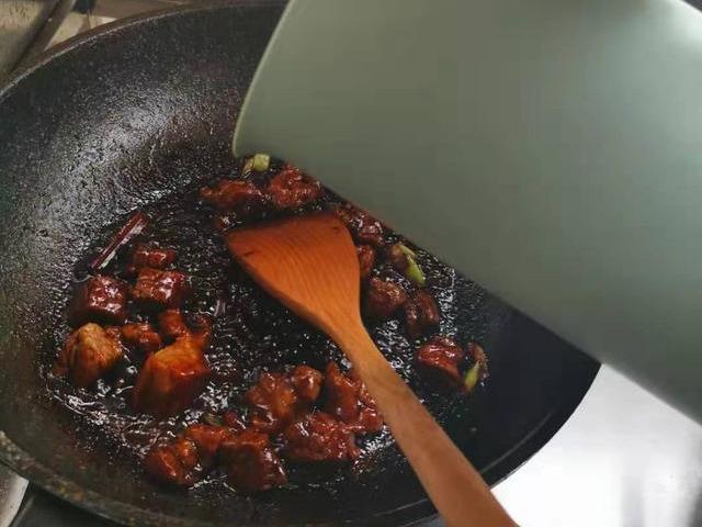 揭秘孩子越长越瘦的奥秘：长身体与消耗热量关键