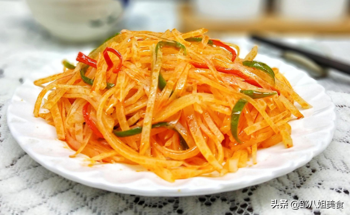 孩子爱脱袜子，这些时间点需注意保暖