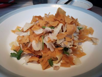 婴儿头部受伤风险：摇晃对幼儿的影响