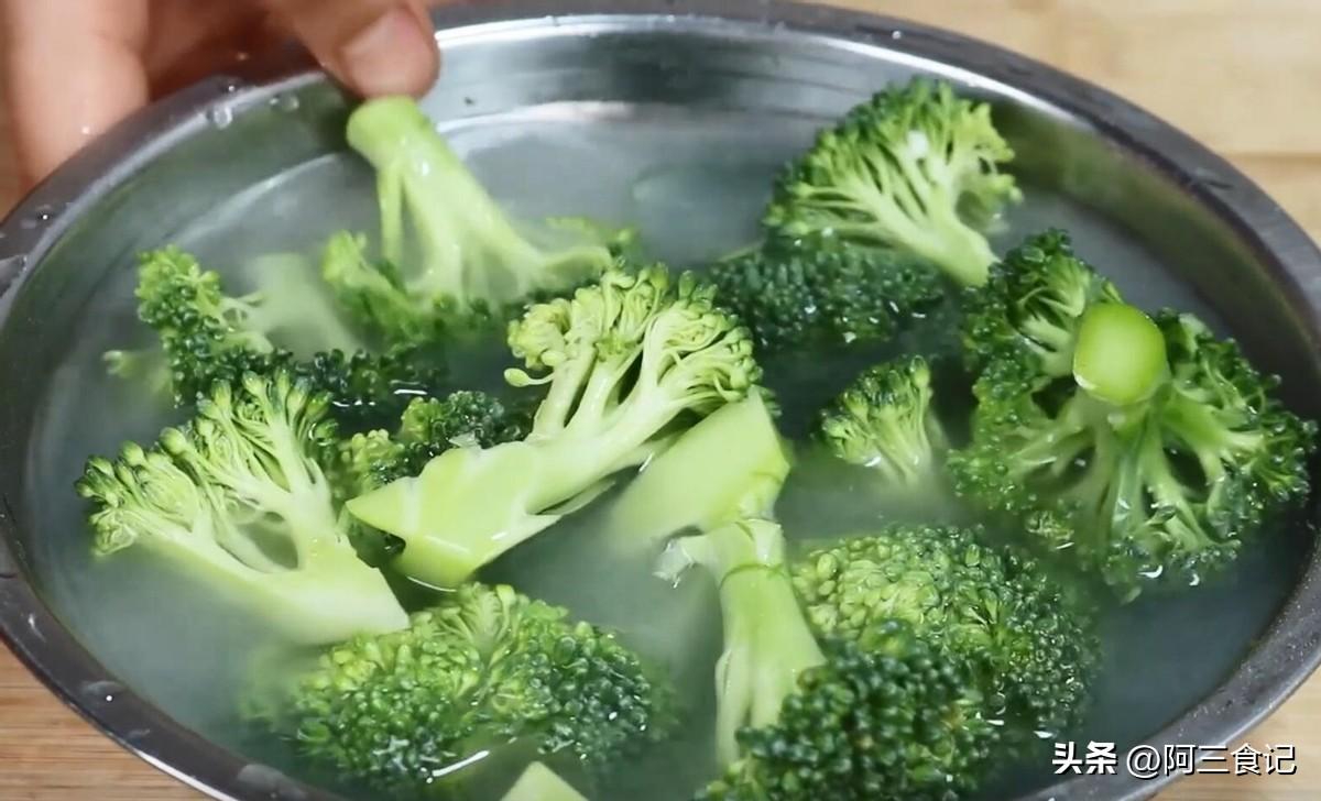 宝宝坠床哪些状况需就诊？