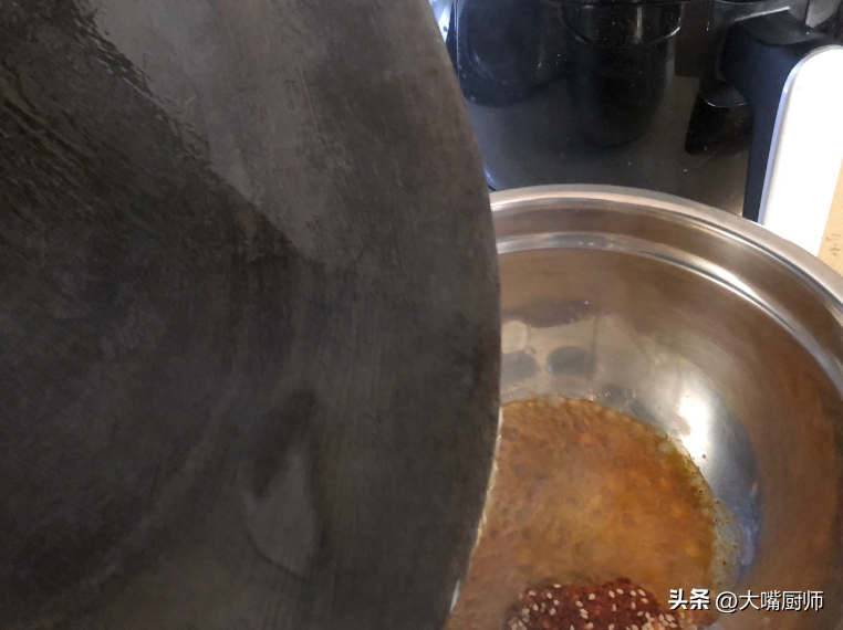  妈妈们，宝宝睡觉不稳、出牙时，请务必第一时间了解