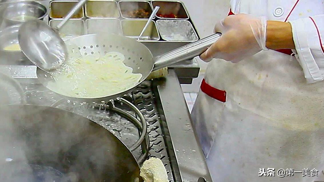 宝宝打完疫苗发热正常吗？探讨哪些疫苗容易引起发热