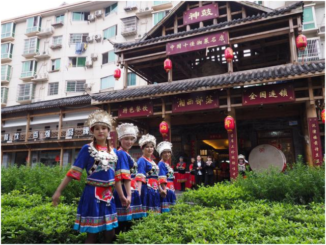 传统教育面临挑战：传承与创新的困境