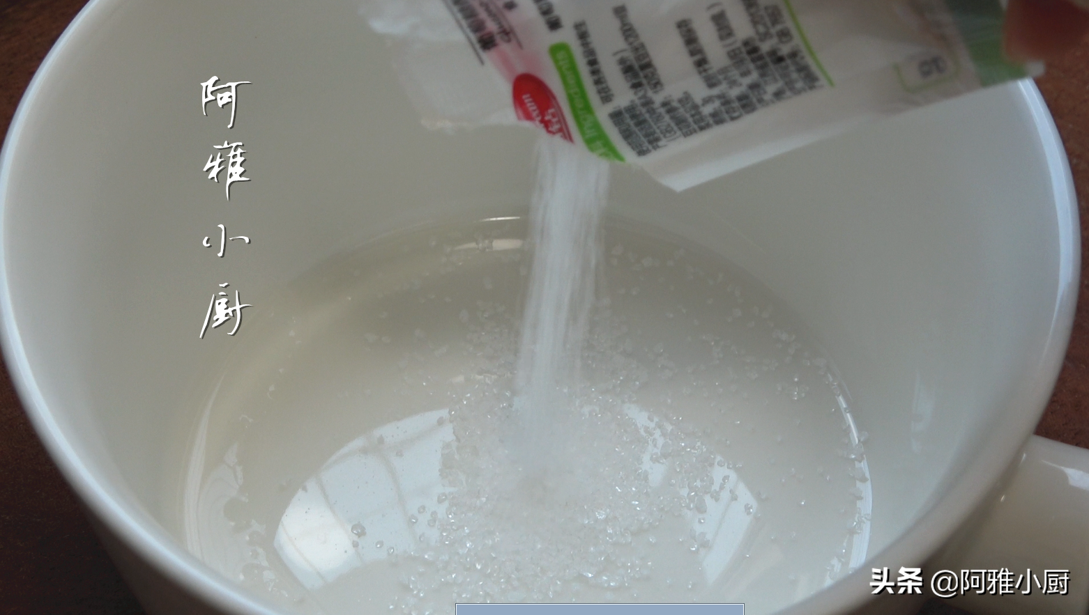 宝宝眼睛分泌物增多怎么处理？如何通过宝宝眼睛分泌物判断健康？