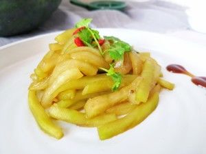 孕吐严重是否会对胎儿产生影响？解析孕期呕吐的因及对策