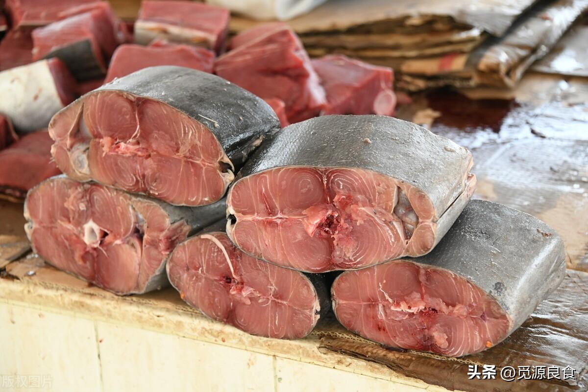 宝宝吐奶如何护理？4个有效手段应对孩子吐奶